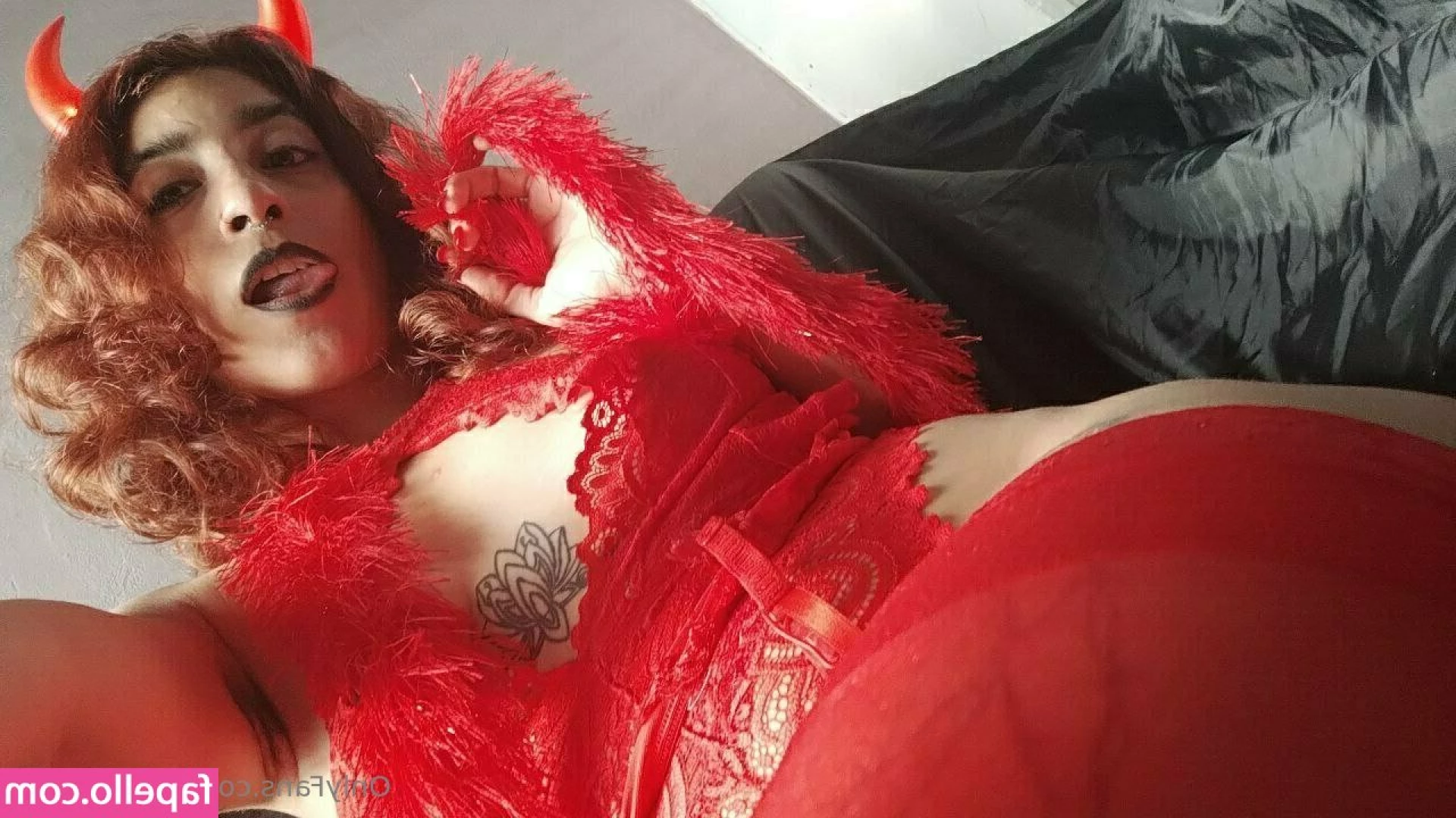 wet_sakura [ wet-sakura ] - Tonight at 9PM lIVE ON MY ONLYFANS! kneel and serve or kneel and be