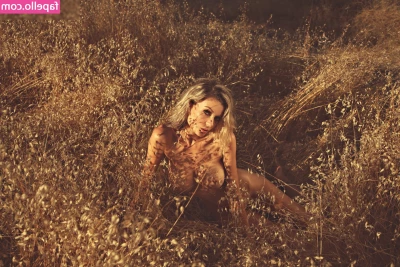 Anna Lisa Wagner [ anna-lisa-wagner-7 ] - Happy Friday xoxoxo
