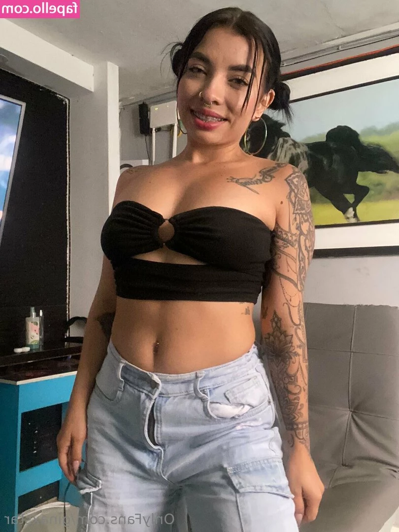 Geral Gonzalez [ geral-gonzalez ] - Hey babe, are you up? I need someone to chat with and maybe something