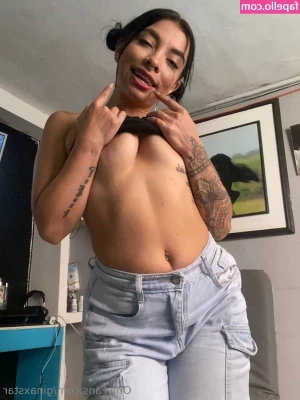Geral Gonzalez [ geral-gonzalez ] - Had some fun last night when I was home alone   Go follow me on