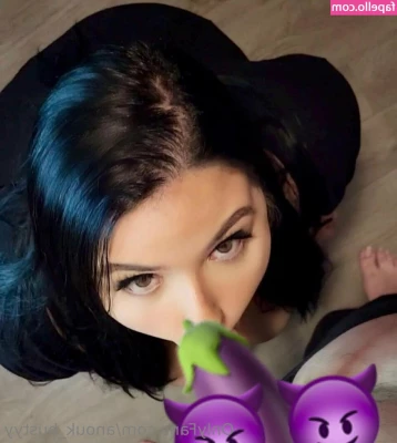 anouk_bustyy [ anouk-bustyy ] - https onlyfans com 1581673576 jessie_g1https onlyfans com 1513013255