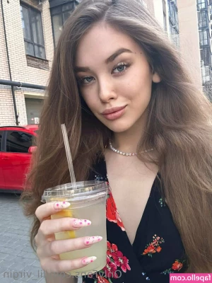 lil_virgin [ lil-virgin ] - I am a trunk of hot secrets   come and discover my world