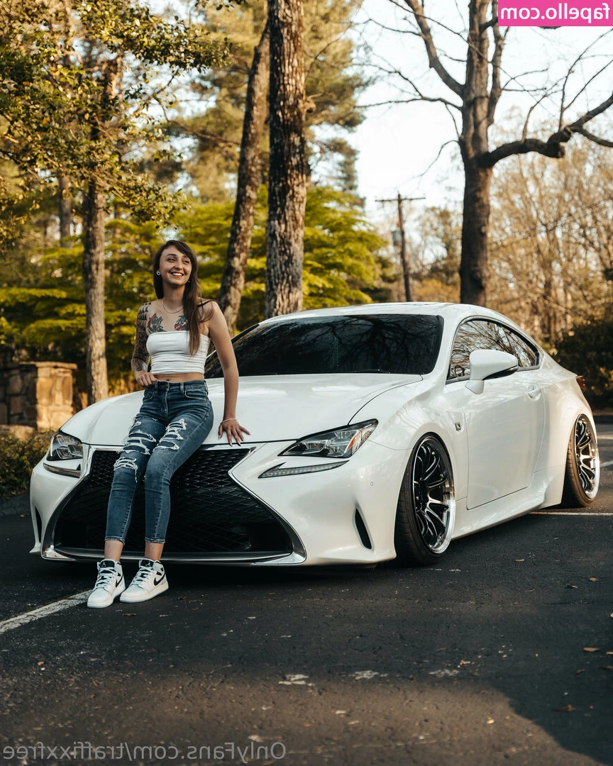 traffixxfree - White toenails = good pussy
