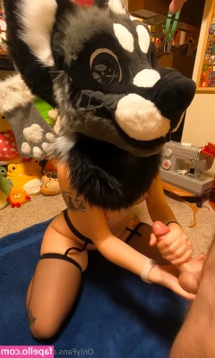 lumiboop - So I put on a sexy outfit to show hubby my new heels  and before I