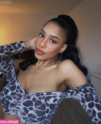 Vanessa Nwattu [ vanessa-nwattu ] - I spread my soft lil pussy all tied up and slide in a cock for you