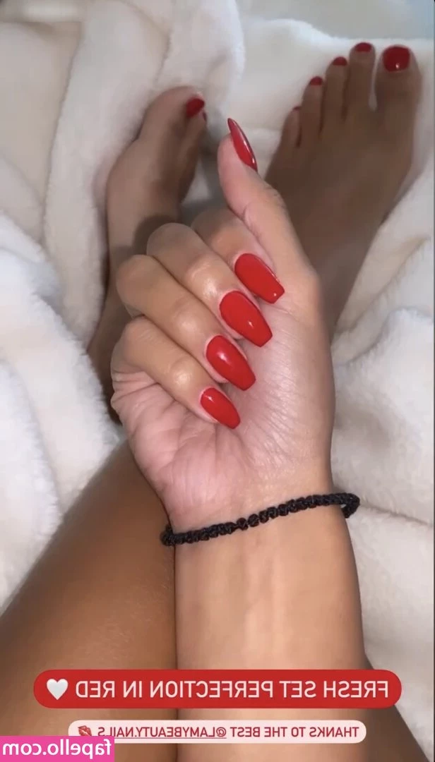 Vanessa Nwattu [ vanessa-nwattu ] - LESBIAN AMATEUR PORN MOVIE  PART 3 4   18 minutes in total   onlykatz