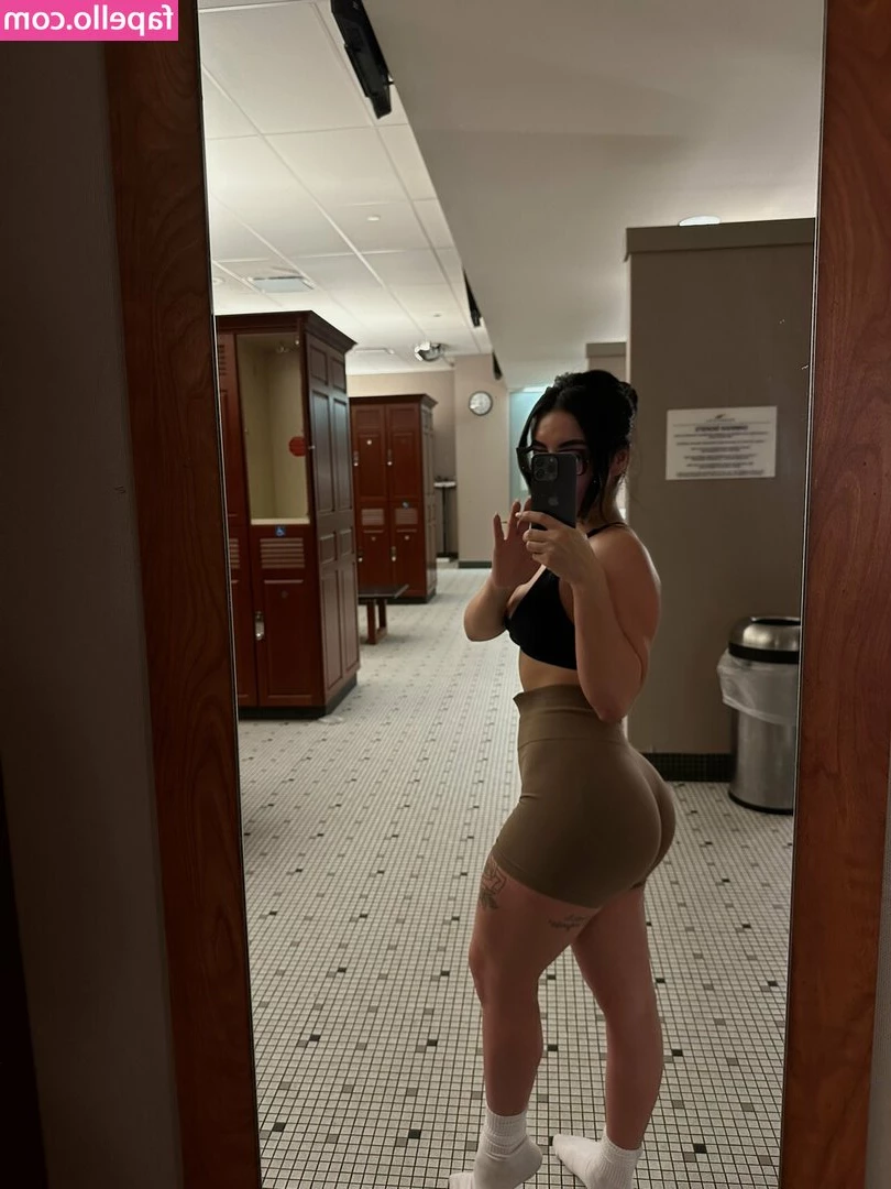 Mercedesthetrainer - Hey I wanna make a video for you tonight  What does everyone wanna see
