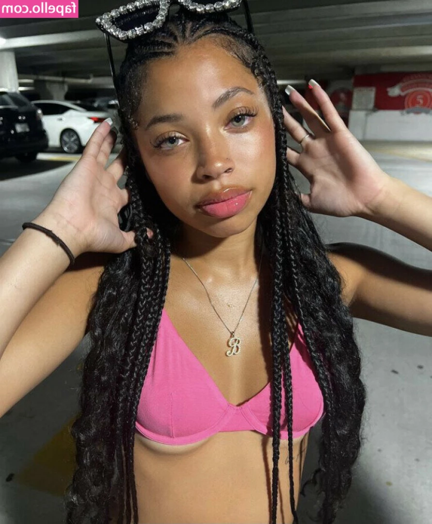 Whoisbrooklyn - Check your dm for a video of me talking dirty and rubbing oil on my