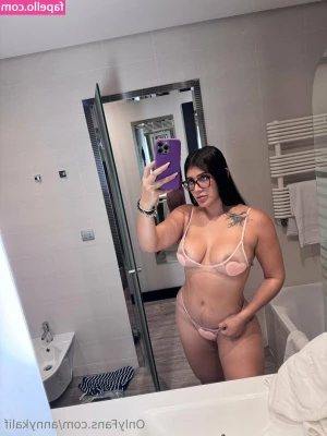 annykalif - New pedi    Do you like