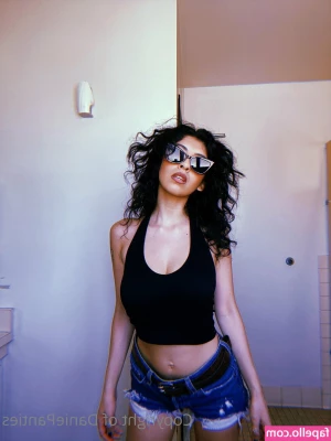 Yeahbabyy - Nice and wet. Need someone behind me eating my Ass