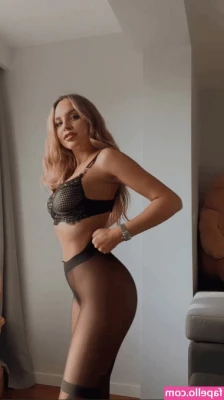 Veronica Bielik [ veronica-bielik-1 ] - Would you pull my hair and spank my as😈