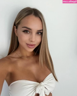 Veronica Bielik [ veronica-bielik-1 ] - Hello angels   I ve been very busy this week so I haven t been able
