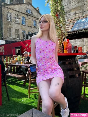 bimbo.jenny [ bimbo-jenny ] - Before posting for my fans today I just wanted to share  Haters are