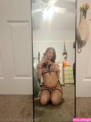 wubbvivi - Hi  I went to the beach so I took some pics