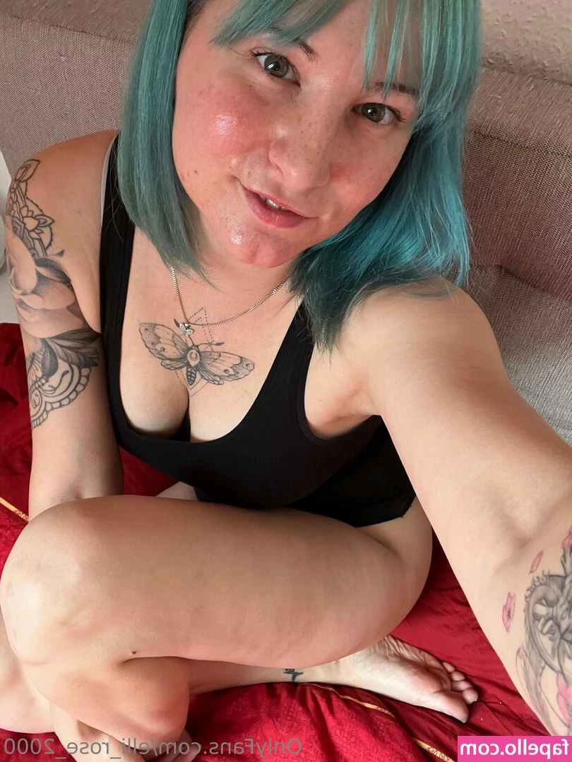 elli_rose_x [ elli-rose-x ] - Qué contenido le gustaría que hiciera   Escríbeme en los