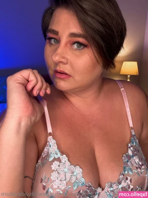 saigewildsvideostore - Virgin ass   For now