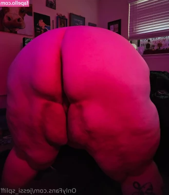 jessi_spliff [ jessi-spliff ] - Your breakfast for today   lana_ocean is the craziest cutie you ever