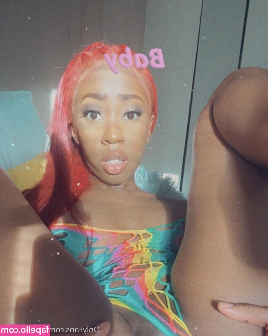 ebonysimz2 - big ole titties! want them in your face?