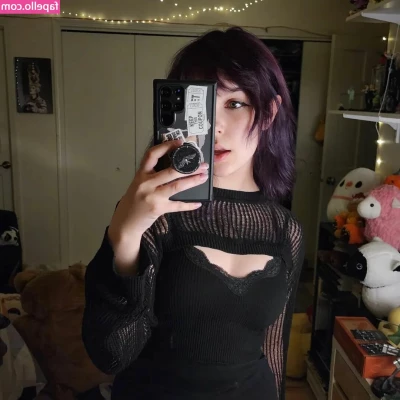 RadioJH - Who wants to use me as a pillow