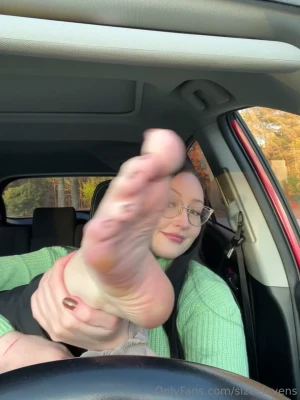 Sizeelevens - Guys, I have to show you before anyone else lol. I did not know I