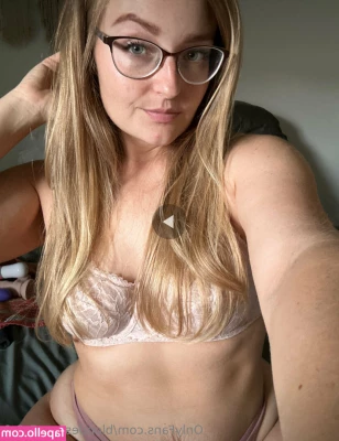 blondesugar5_2.0 [ blondesugar5-2-0 ] - POV: You're JD and Veronica just got into a fight with Heather C.