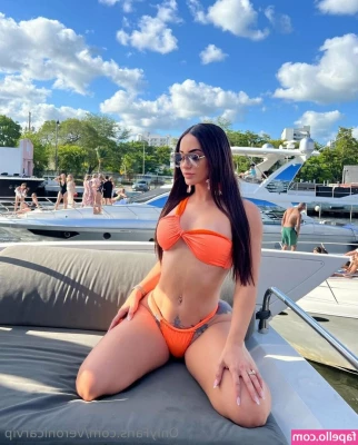 Veronica Ramirez [ veronica-ramirez ] - Do you like to see your goddess naked in nature