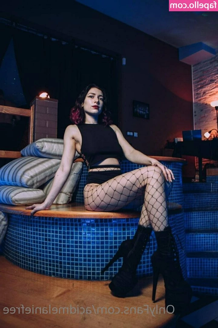 acidmelanie - Este tipo de hombres me pone loquito    monsieurlibert1