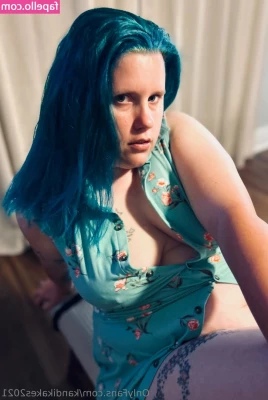 kandikakes2021 - Screencaps from THE SOFT SENSUAL SUCCUBUS! 😈💕 . . (brunette,
