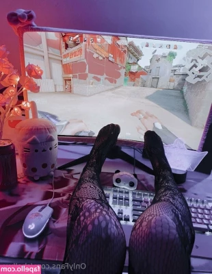 michigocos - It's time for the most bold of games...role-playing games🖤😈