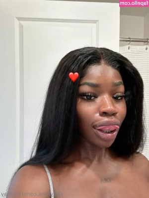 mayhoekage - Aunty Soph and the ride on !! scroll for more