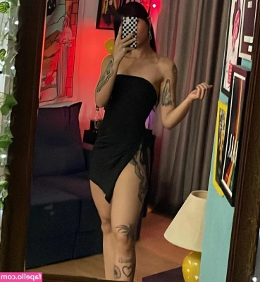Gabriela Nattalie - Tan lines are a: