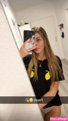 its_sunny93 [ its-sunny93 ] - I was hard during that live