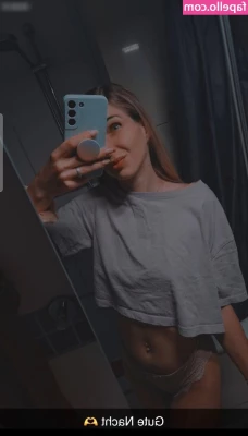 its_sunny93 [ its-sunny93 ] - I’ve never been spanked where my ass turns purple! Maybe one day