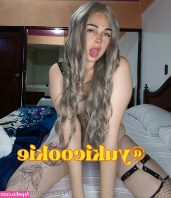 lia_nova [ lia-nova ] - Things got naughty in the kitchen this morning. 😈🫦