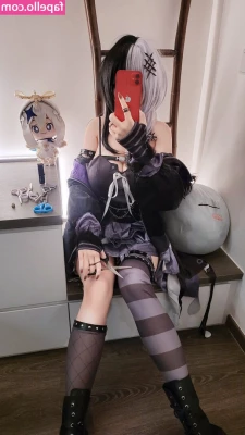 Yuikai - 💗 don’t forget, small tits deserve fondling too 😋