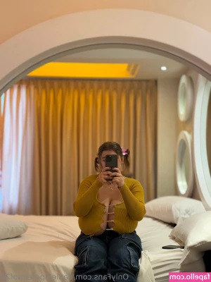 danielapereiraof21 - I got really horny at work