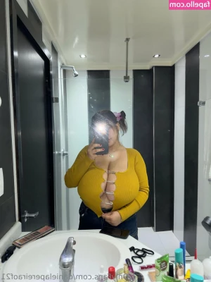 danielapereiraof21 - Good morning  Enjoy this sensual clip