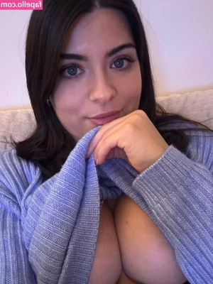 lilyfiore.only [ lilyfiore-only-3 ] - Lick it first bb, then you can fuck it all u want 😜