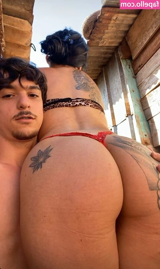 gaby__cintilante [ gaby-cintilante ] - Put on your best panties  and sit on top of mom  be a good boy