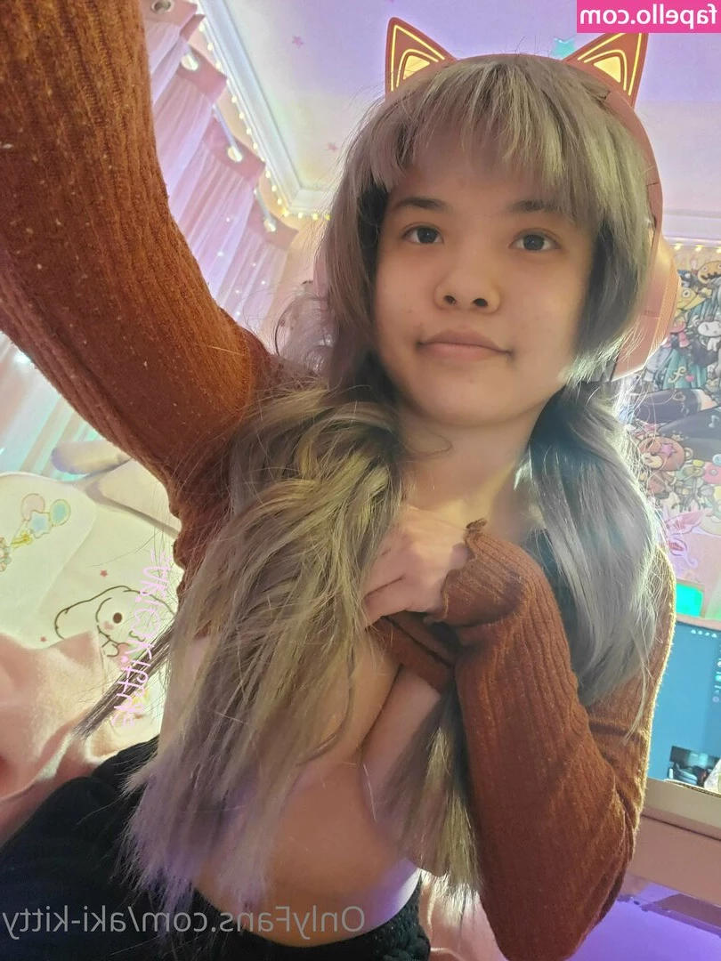akikokitty98 - Happy Saturday!!