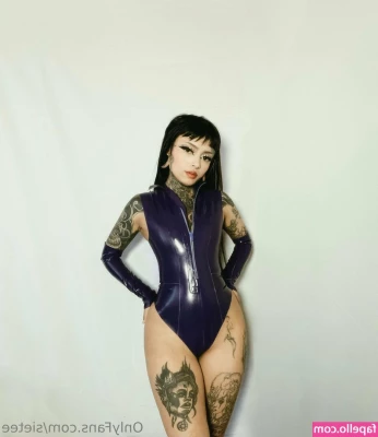 sietee - cum here, right into my arms hehe <3