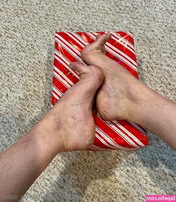 enticing_soles [ enticing-soles ] - 💗 Tip $100 to be in my VIP if you don’t want to miss out on the