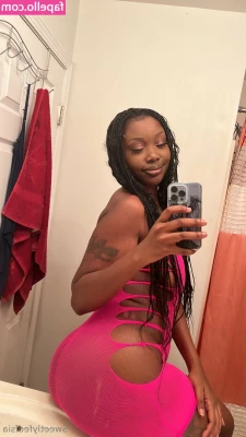 sweetlyfeofsia - Only for feet lovers