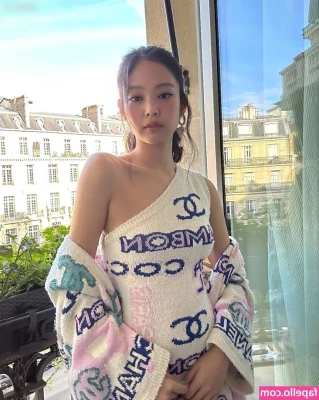 Jennie Kim [ jennie-kim ] - Come touch this booty