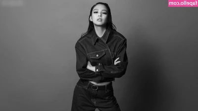 Jennie Kim [ jennie-kim ] - Woke up this morning and thought, why not be extra pretty today 🤍