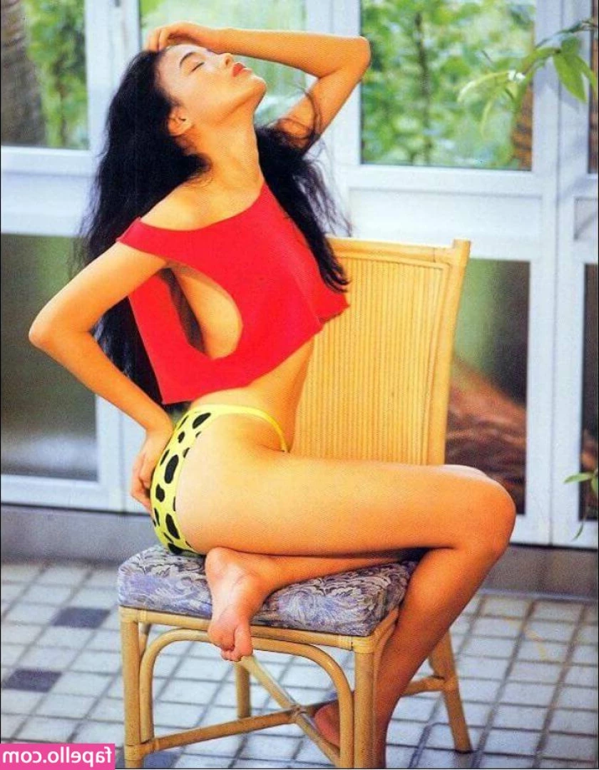 Shu Qi [ shu-qi ] - Ughhhh I gotta pack but I’ve been putting it off