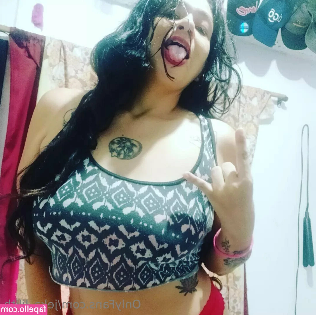 jeka_lilith [ jeka-lilith ] - Next look :P This bra is slightly ridiculous but it looks good :)
