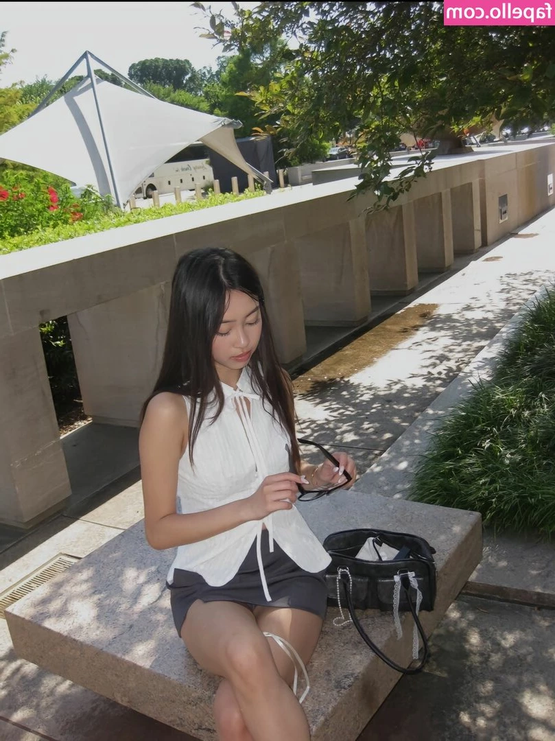 Jasminenguyener - Was in Korea from 5 19-6 2 and didn t have the space to jack off have
