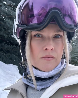 Ali Larter [ ali-larter ] - how do I look in jeans?