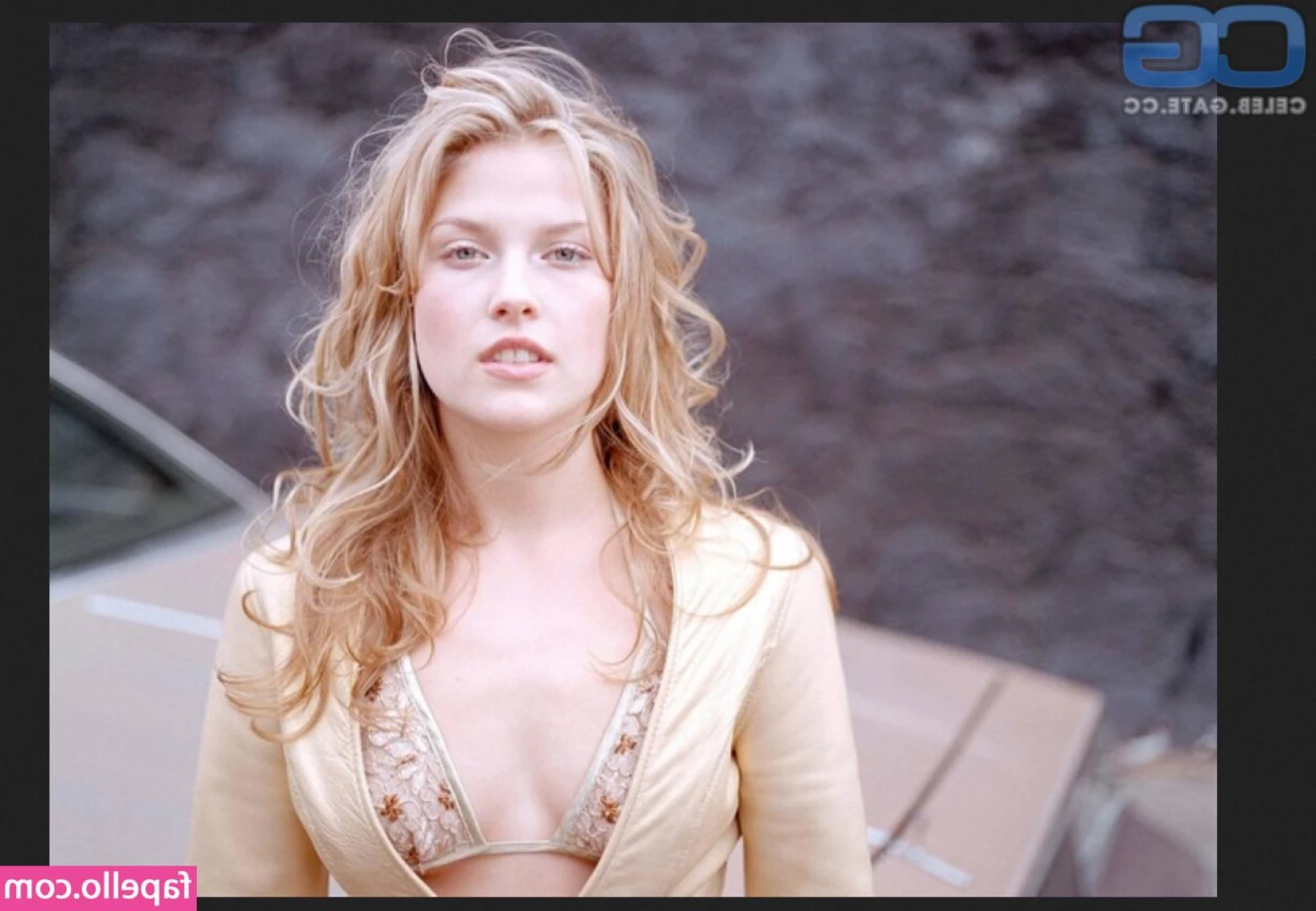 Ali Larter [ ali-larter ] - Would you like to tie me up sometime